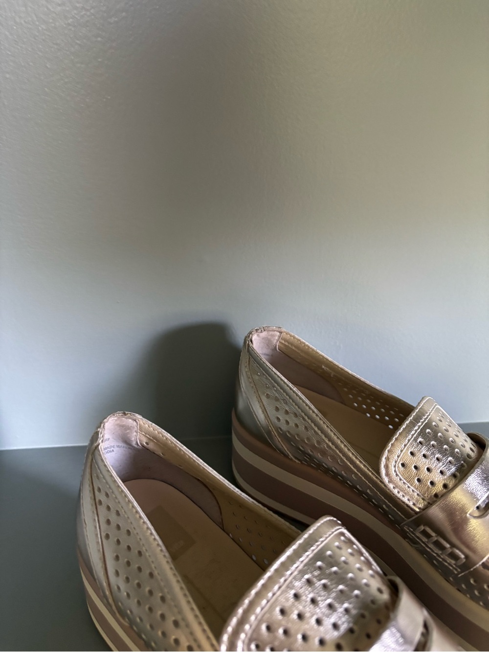 Dolce Vita Janine Metallic Gold Platform Loafers - Women Sz 7M - Picture 4 of 7